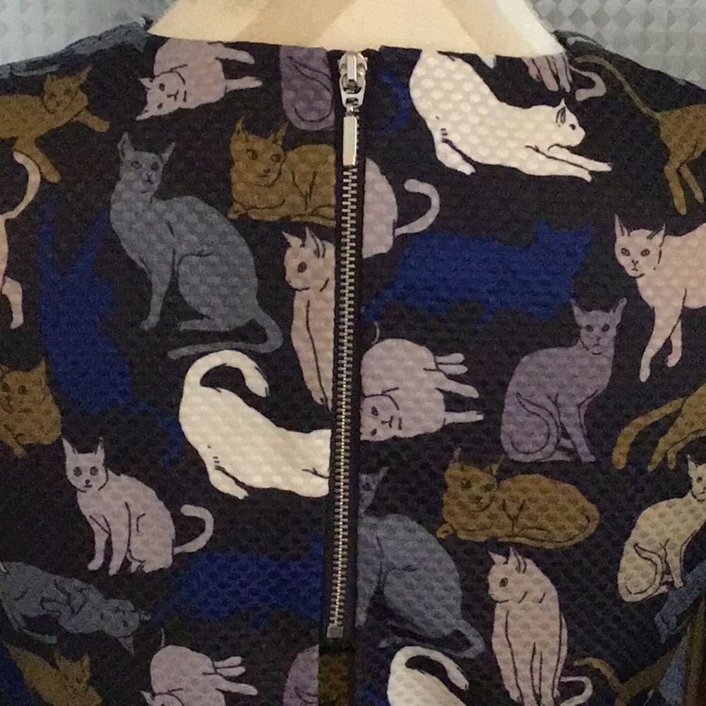 H&M Cat Print Blouse - Picture 4 of 5